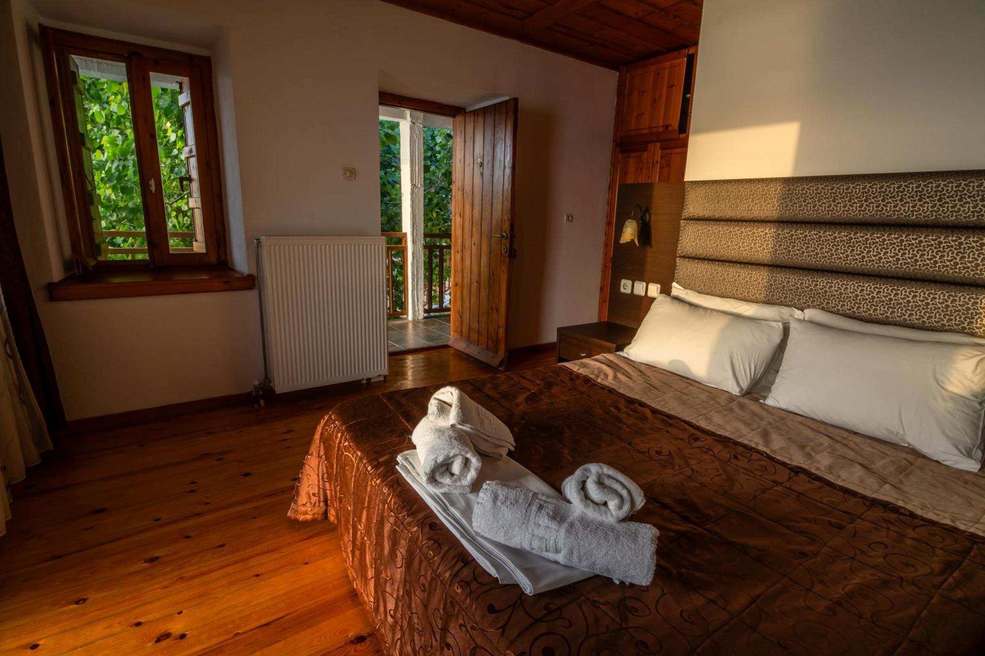 Hotel Kokkino Nero Luaran gambar