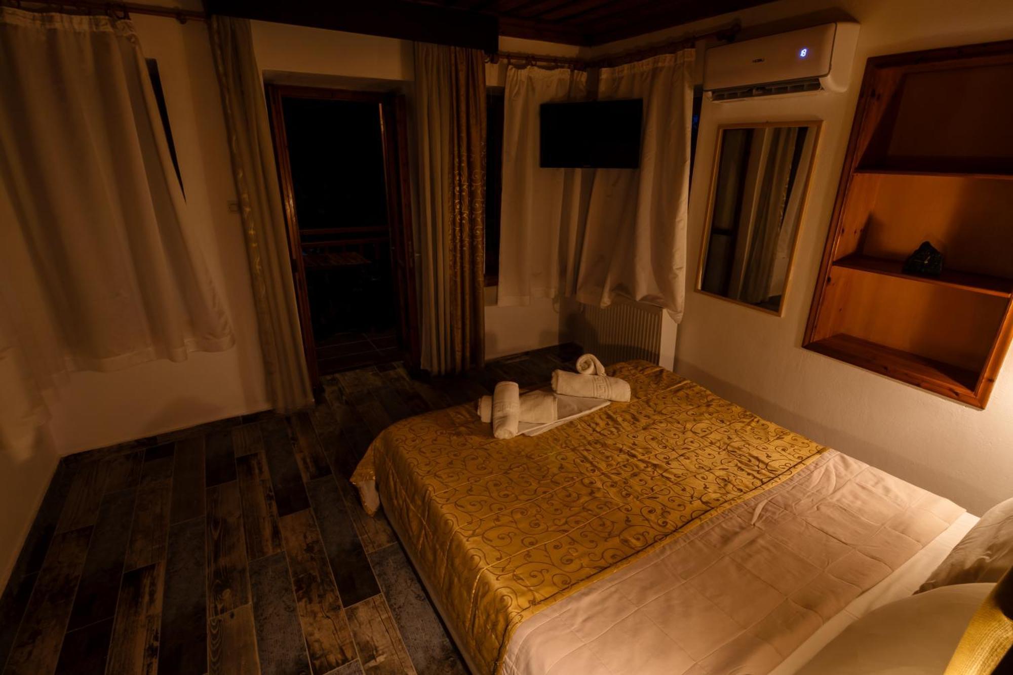 Hotel Kokkino Nero Luaran gambar
