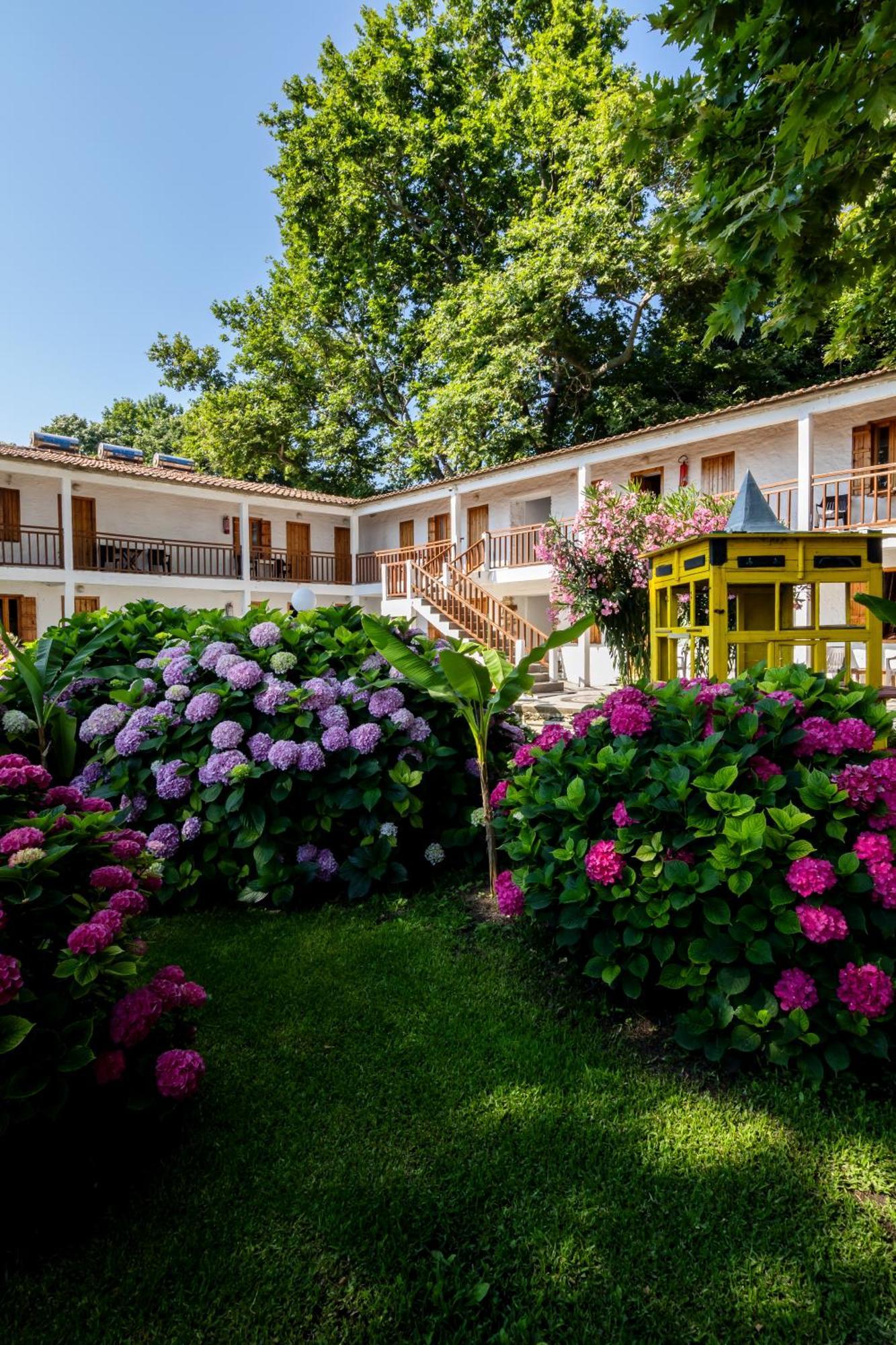 Hotel Kokkino Nero Luaran gambar