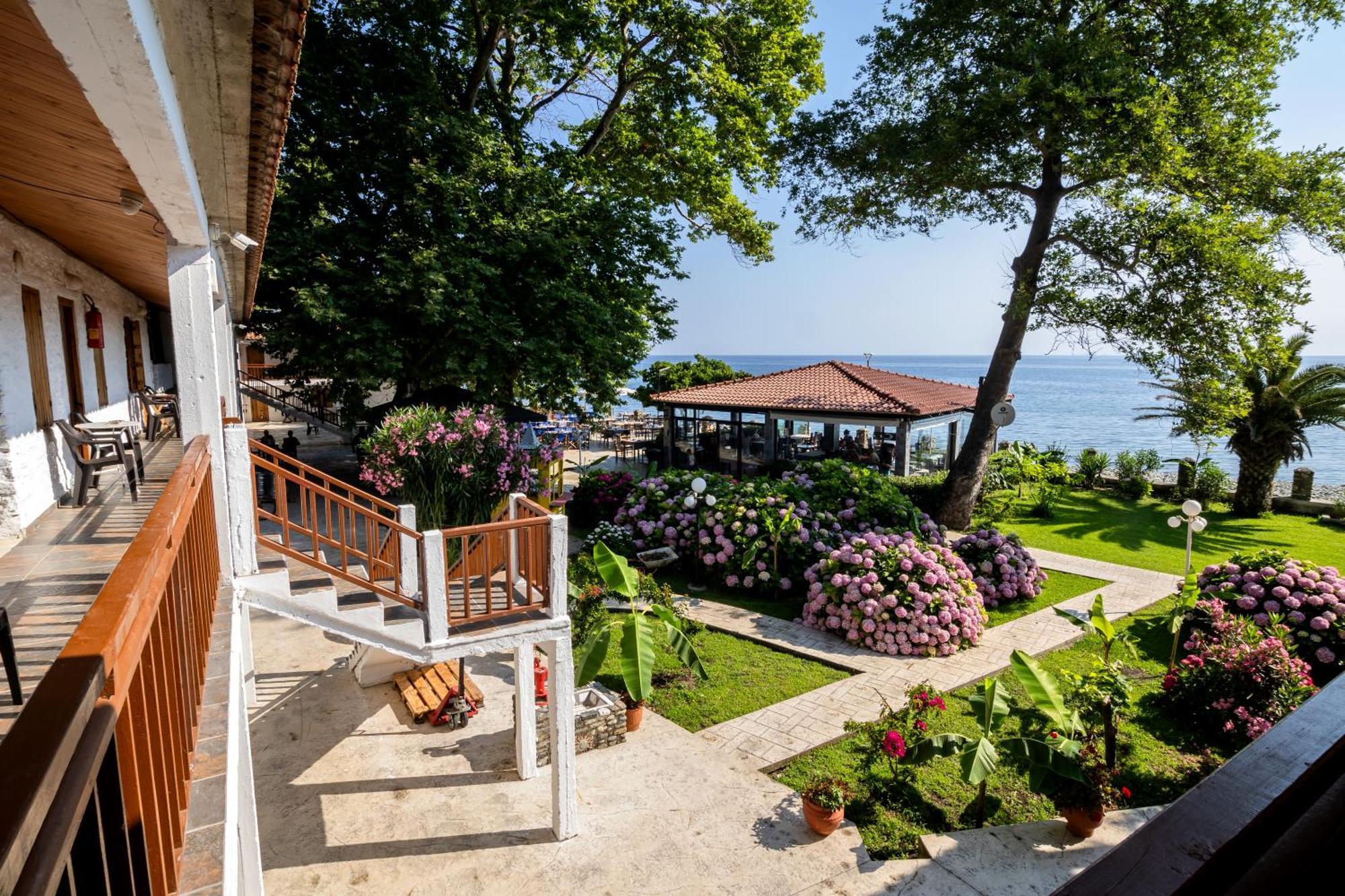 Hotel Kokkino Nero Luaran gambar